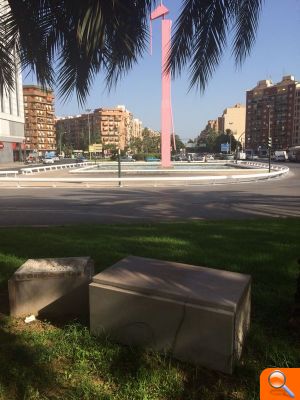 El busto de El Titi lleva desaparecido mes y medio de su emplazamiento en Ruzafa - (foto 3)